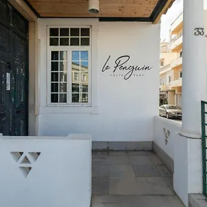 Le Penguin Хостел